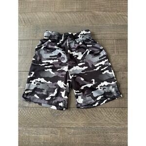 Place Sport boys black white camo athletic shorts size 7/8